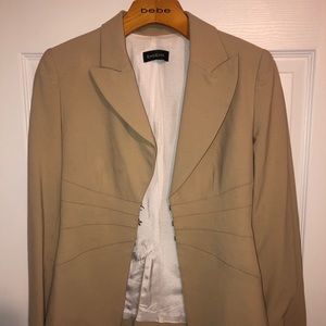BEBE BLAZER SIZE
